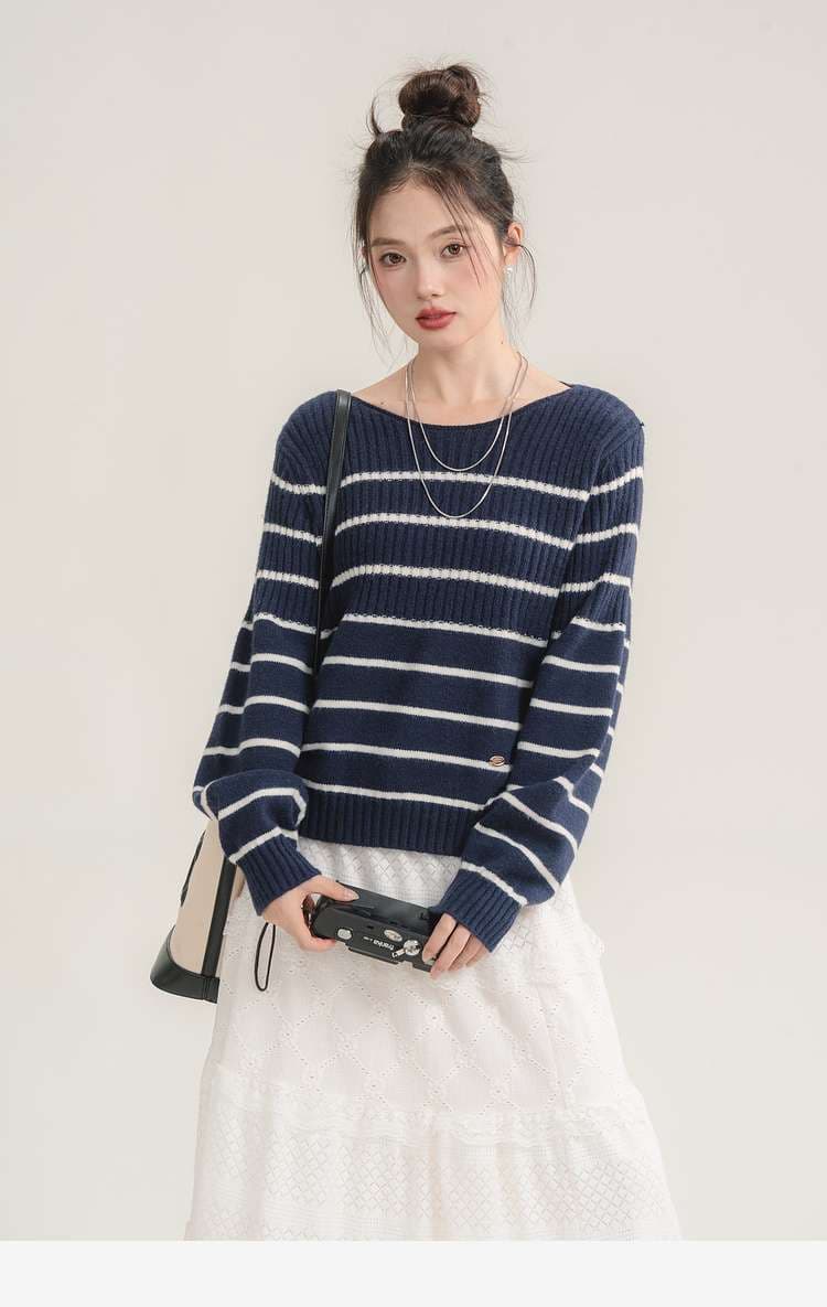 洗練カジュアルが叶う、ボーダーリブニットトップス｜デート服