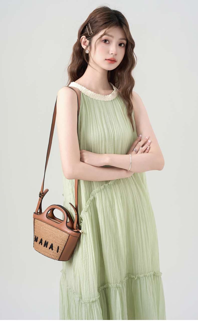 フリル襟ティアードワンピース｜デート服