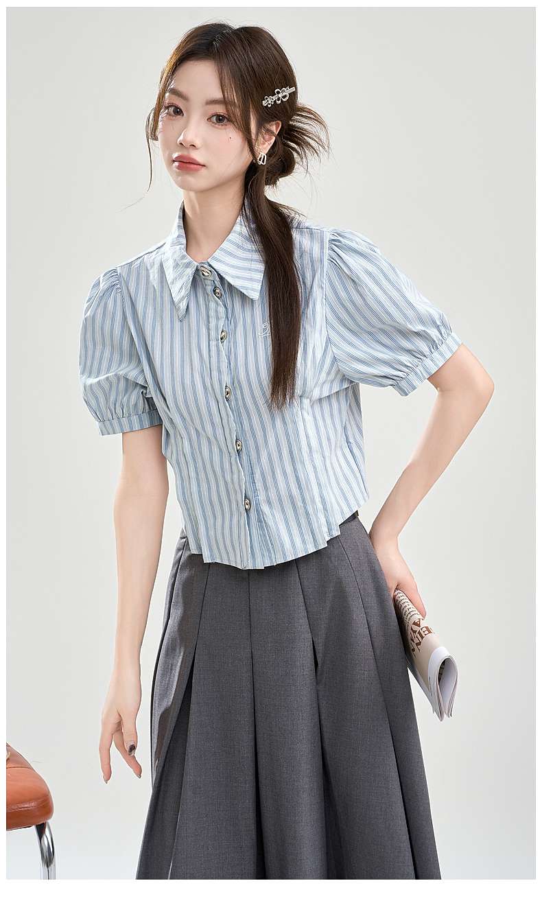 ふんわり袖のストライプシャツ｜デート服