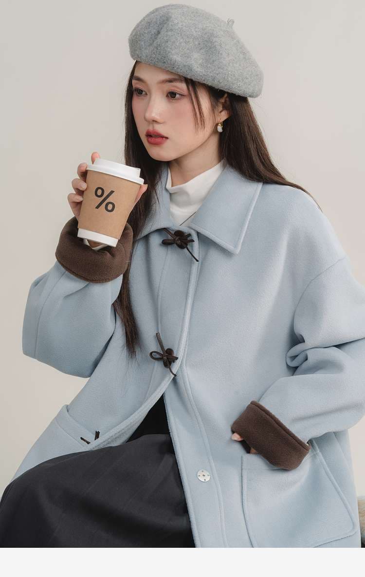バイカラーダッフルロングコート｜デート服