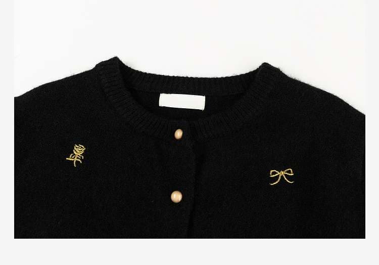 刺繍入りフェミニンカーディガン｜デート服