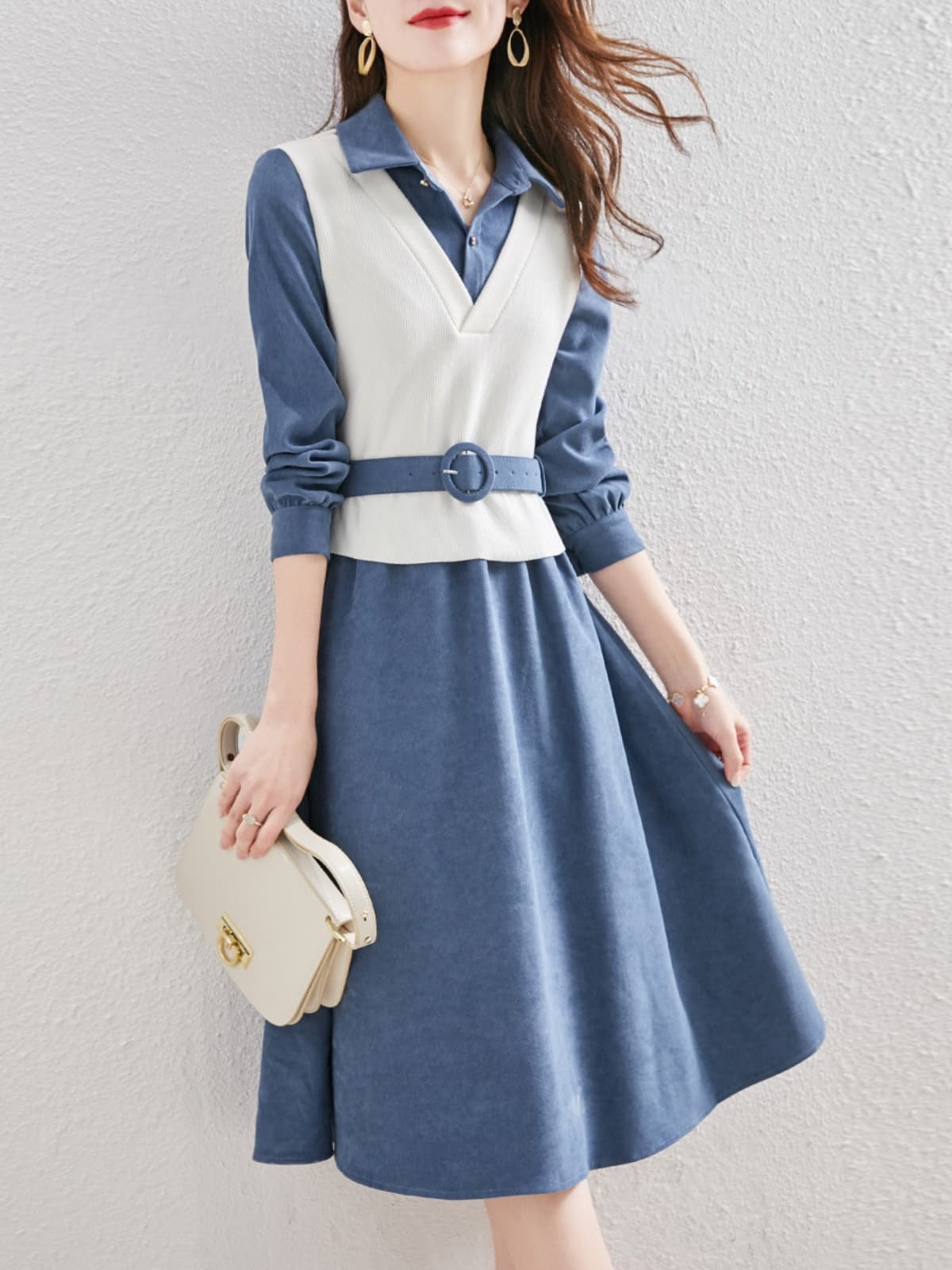 好感度も着回し力も抜群な、ニットベスト付きシャツワンピースセット｜デート服