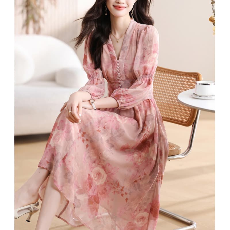 シフォンフラワープリントワンピース｜デート服