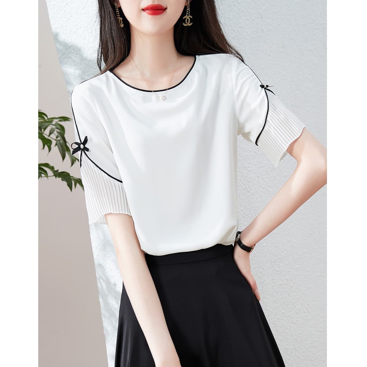 プリーツスリーブリボントップス｜デート服