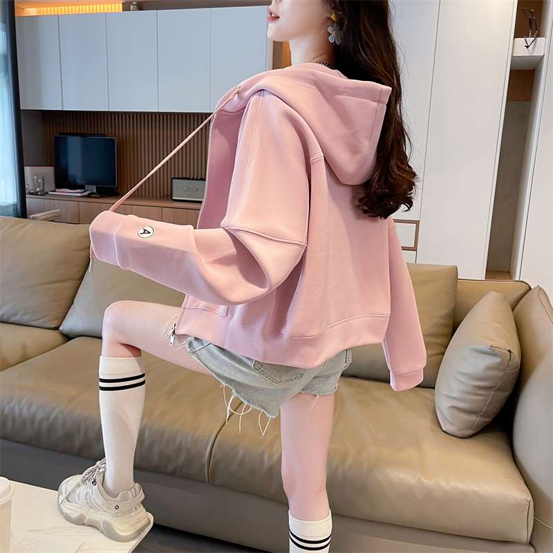 ゆったりフード付きスウェットパーカー｜デート服