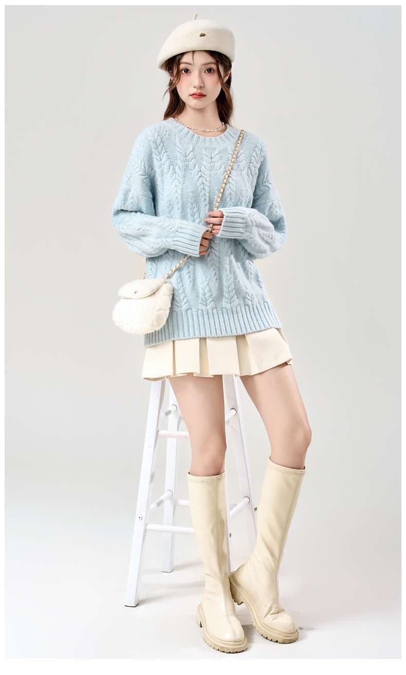 ふわもこケーブル編みセーター｜デート服