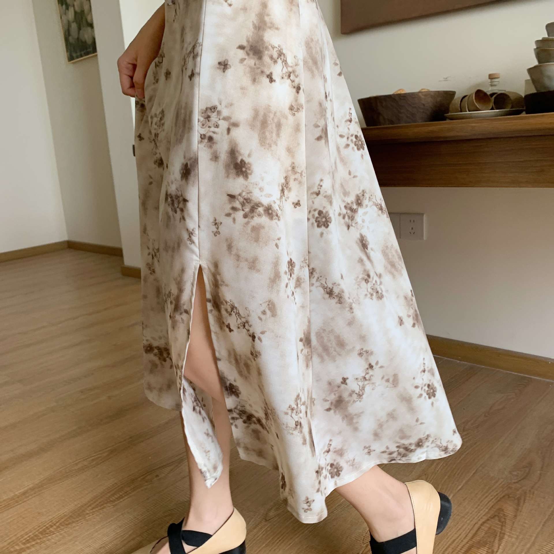 フリル袖花柄ワンピース｜デート服