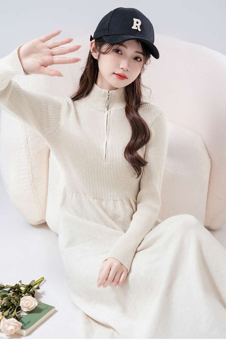 大人の抜け感が香る、リブニットハイネックワンピース｜デート服