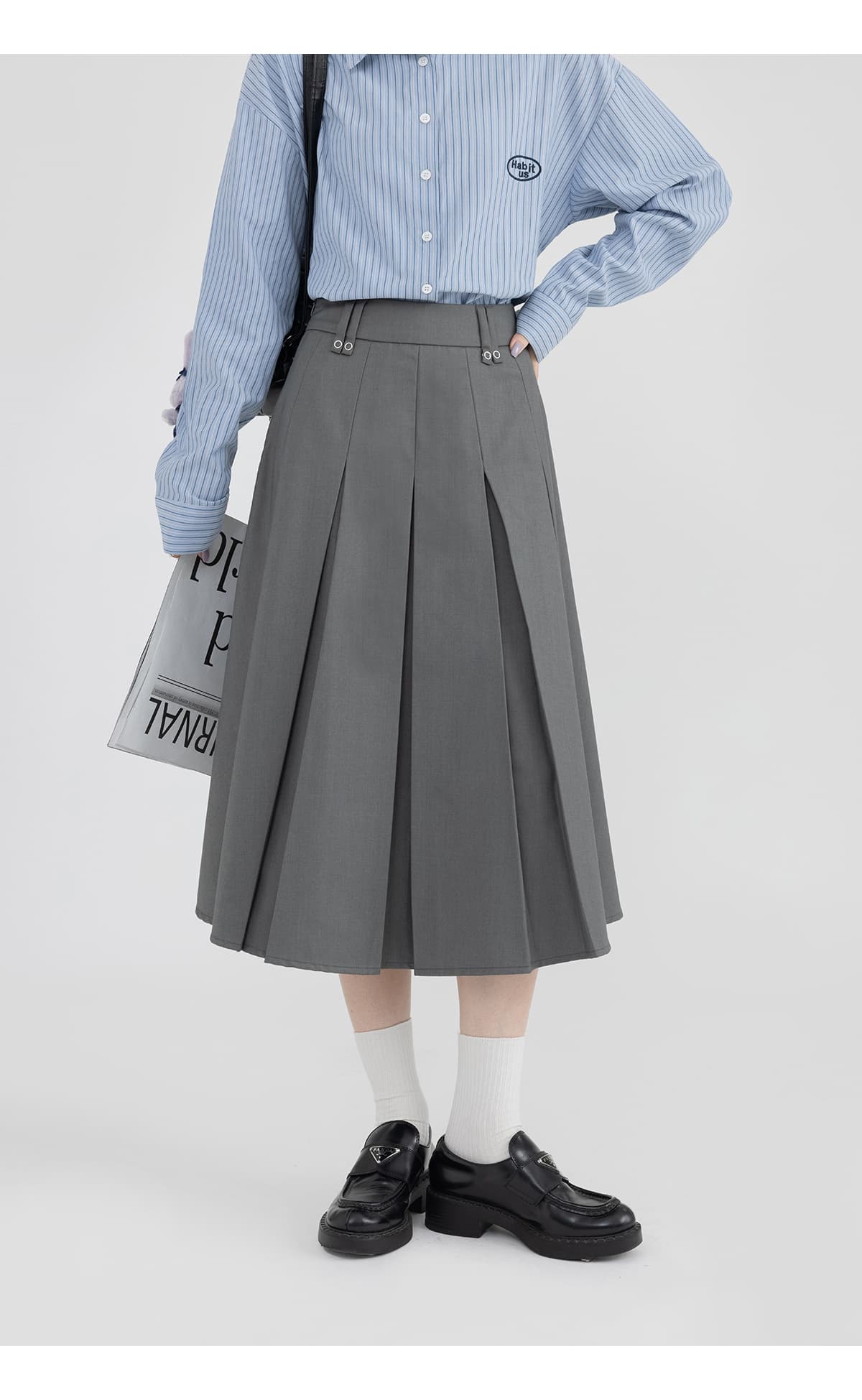 重ね着でこなれ見え！フリンジベスト＋ストライプシャツ＋プリーツスカート｜デート服
