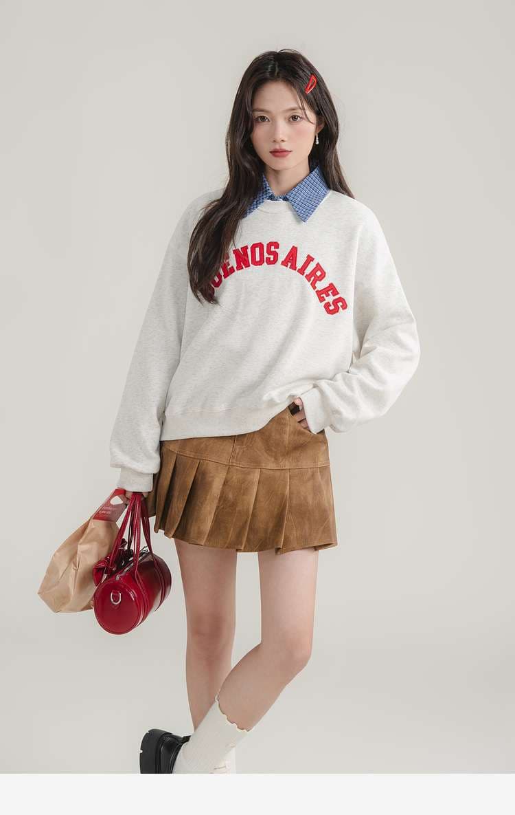 ロゴ刺繍スウェット｜デート服