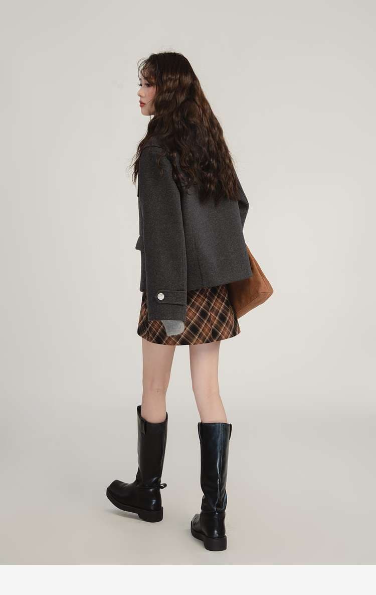 ショートダッフルコート｜デート服