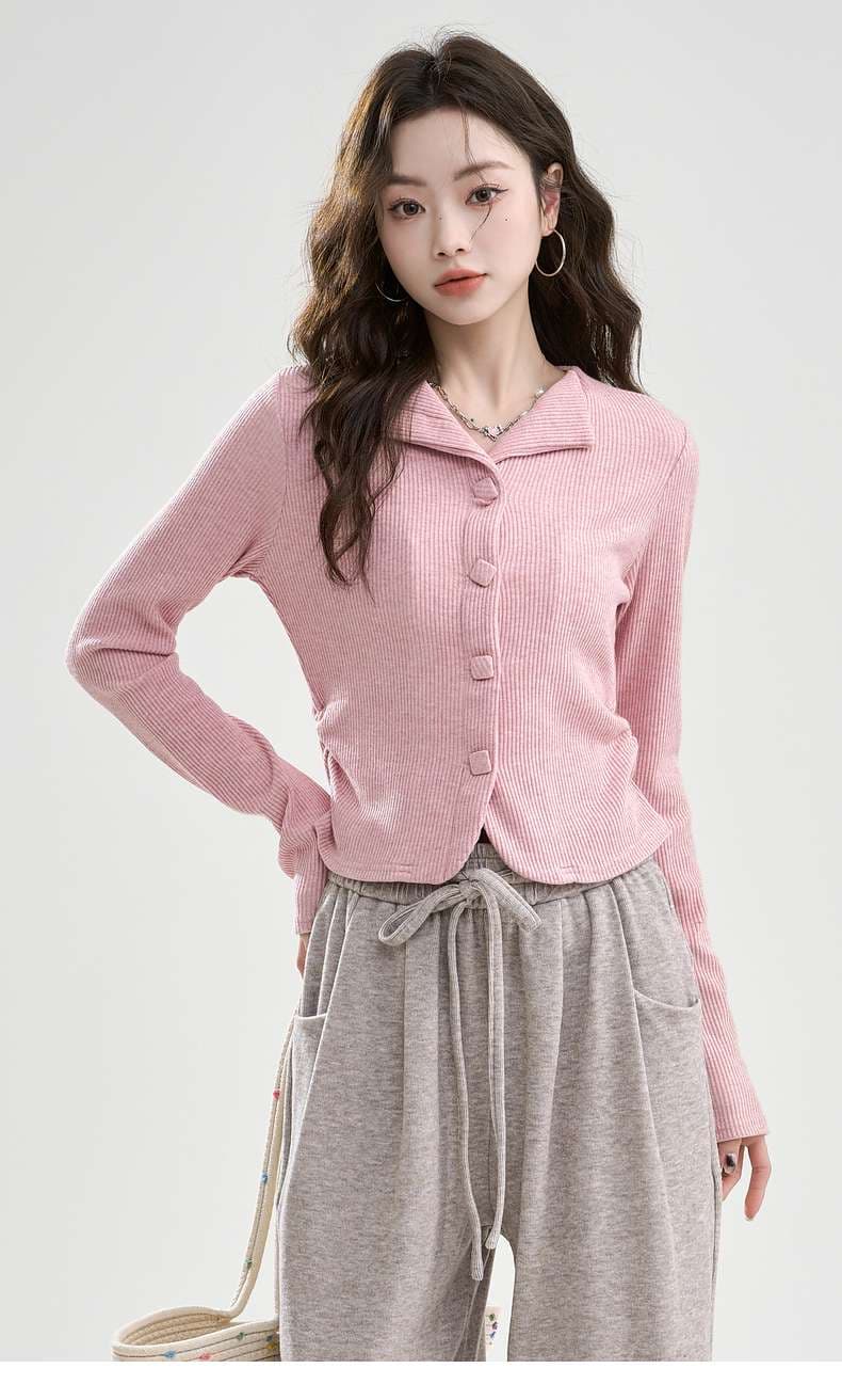 上品さと着心地のよさを叶える、リブニットカーディガン｜デート服