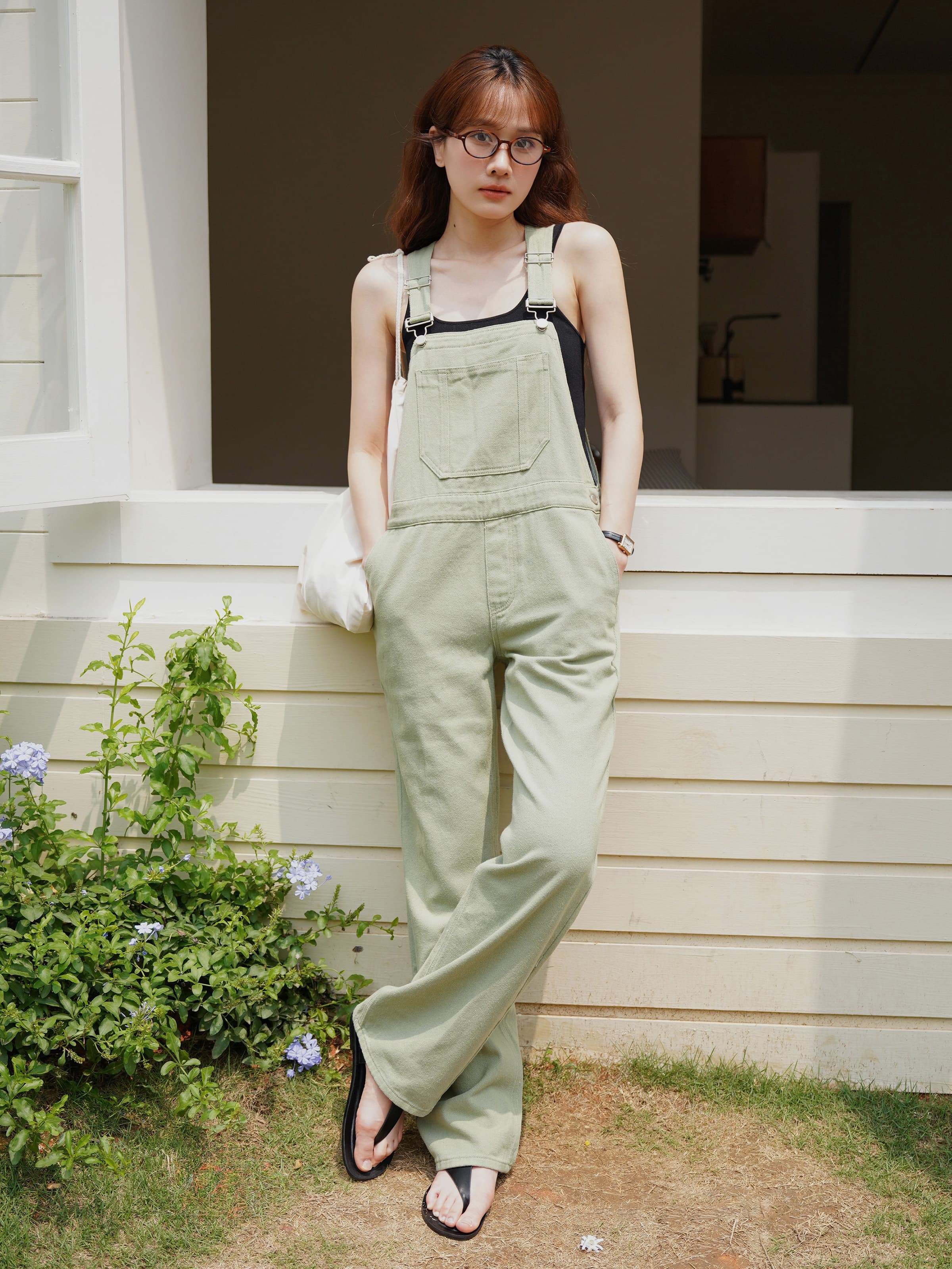 ライトグリーンデニムオーバーオール｜デート服