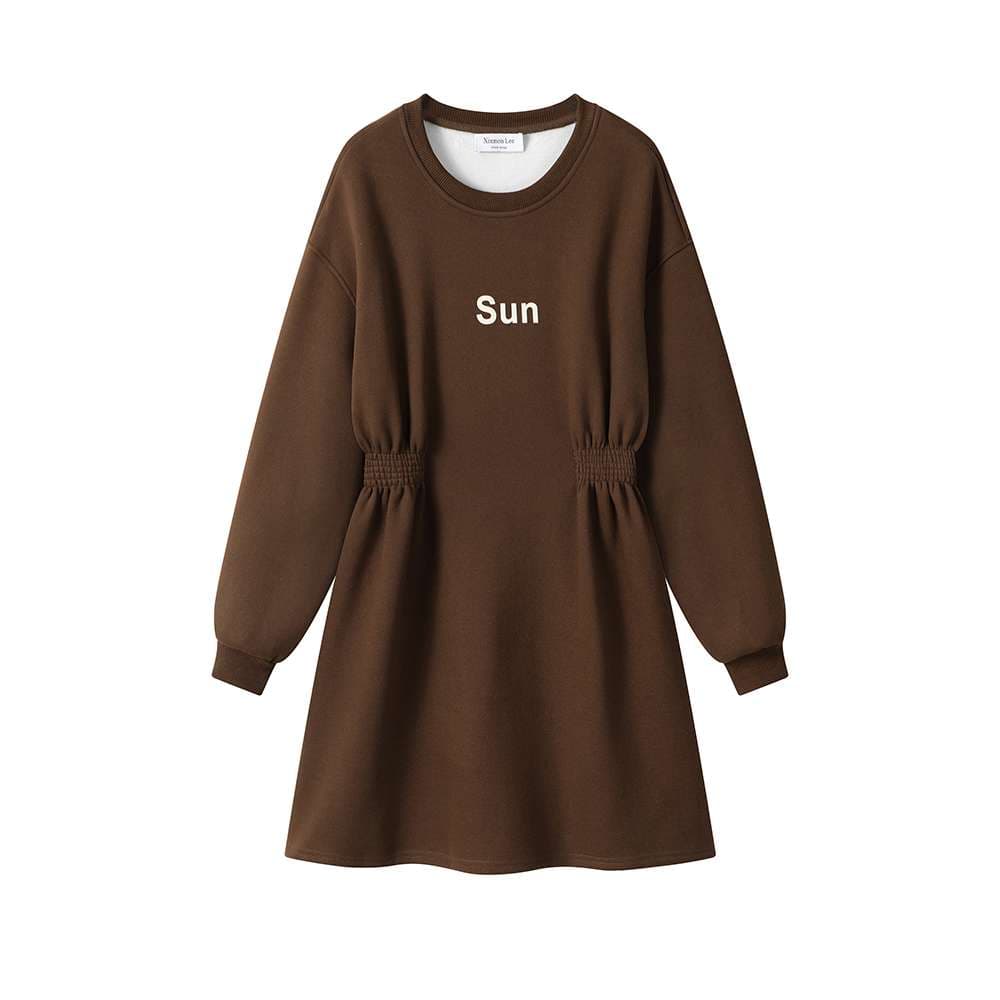 ロゴプリントスウェットワンピース｜デート服