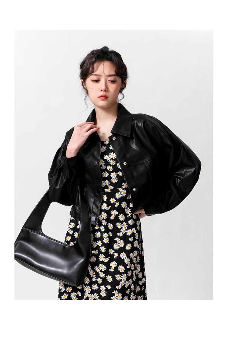 デート服 クロップド丈レザージャケット