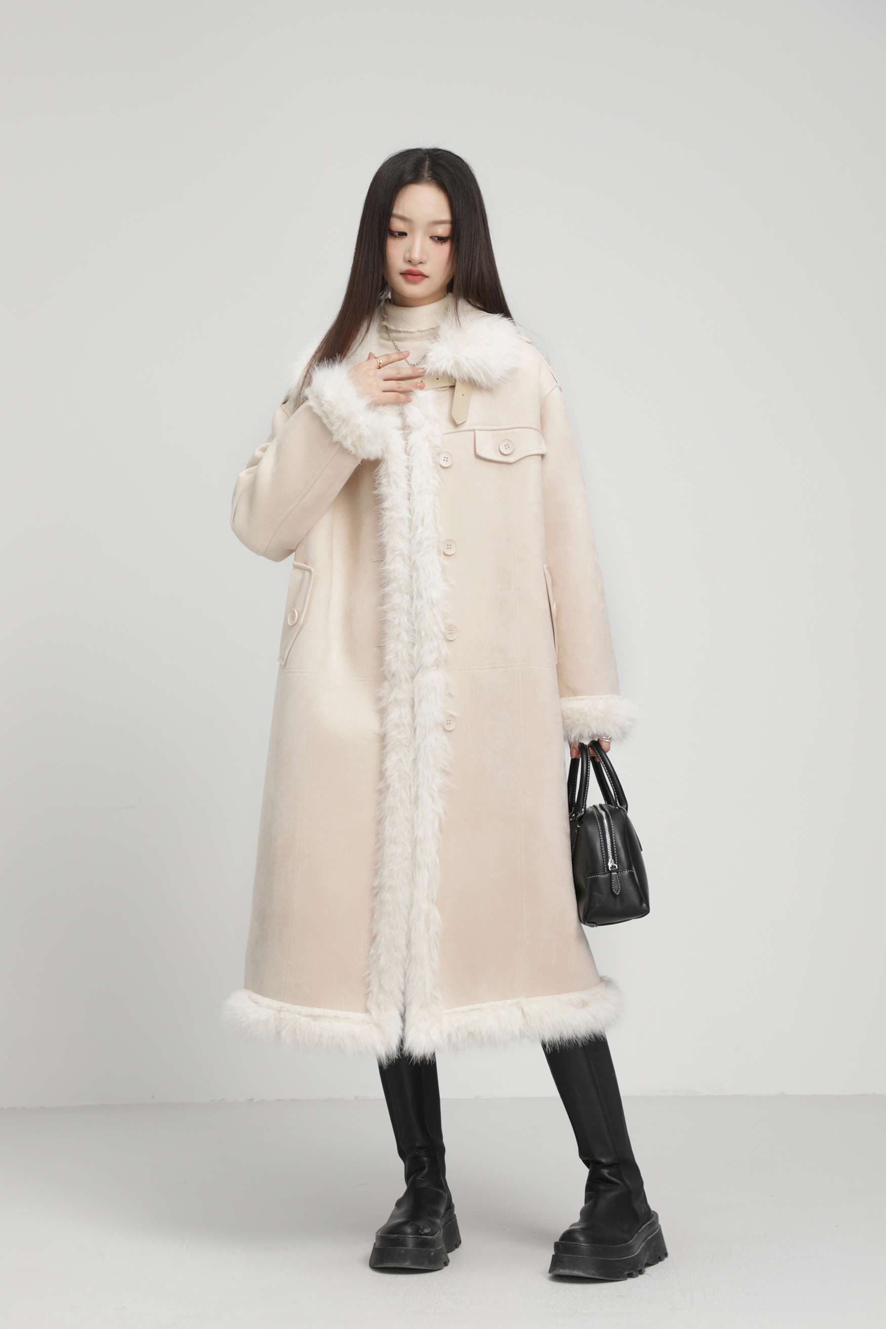 フェイクファートリムロングコート｜デート服