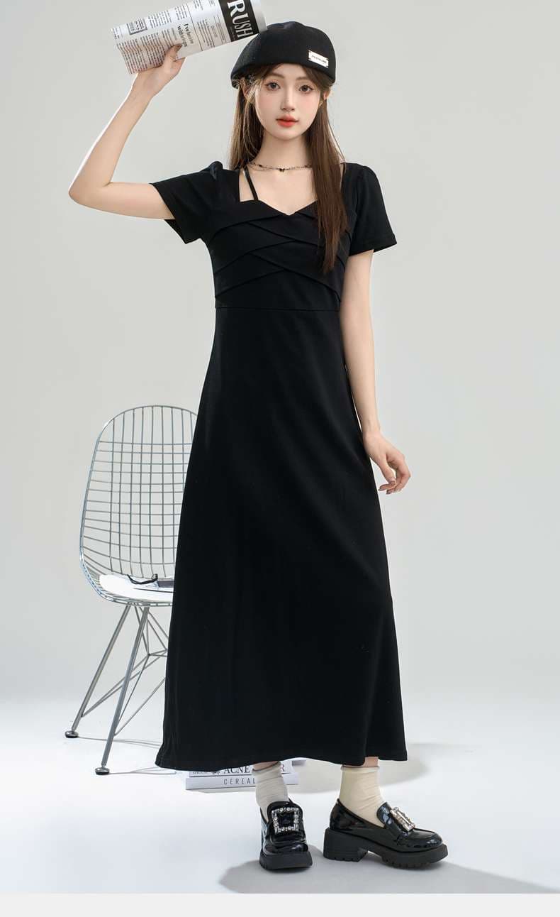 シンプル優雅ロングワンピース｜デート服