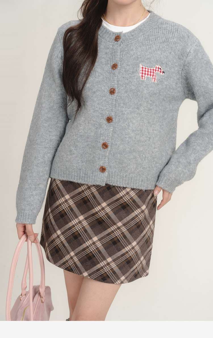 犬モチーフ刺繍カーディガン｜デート服