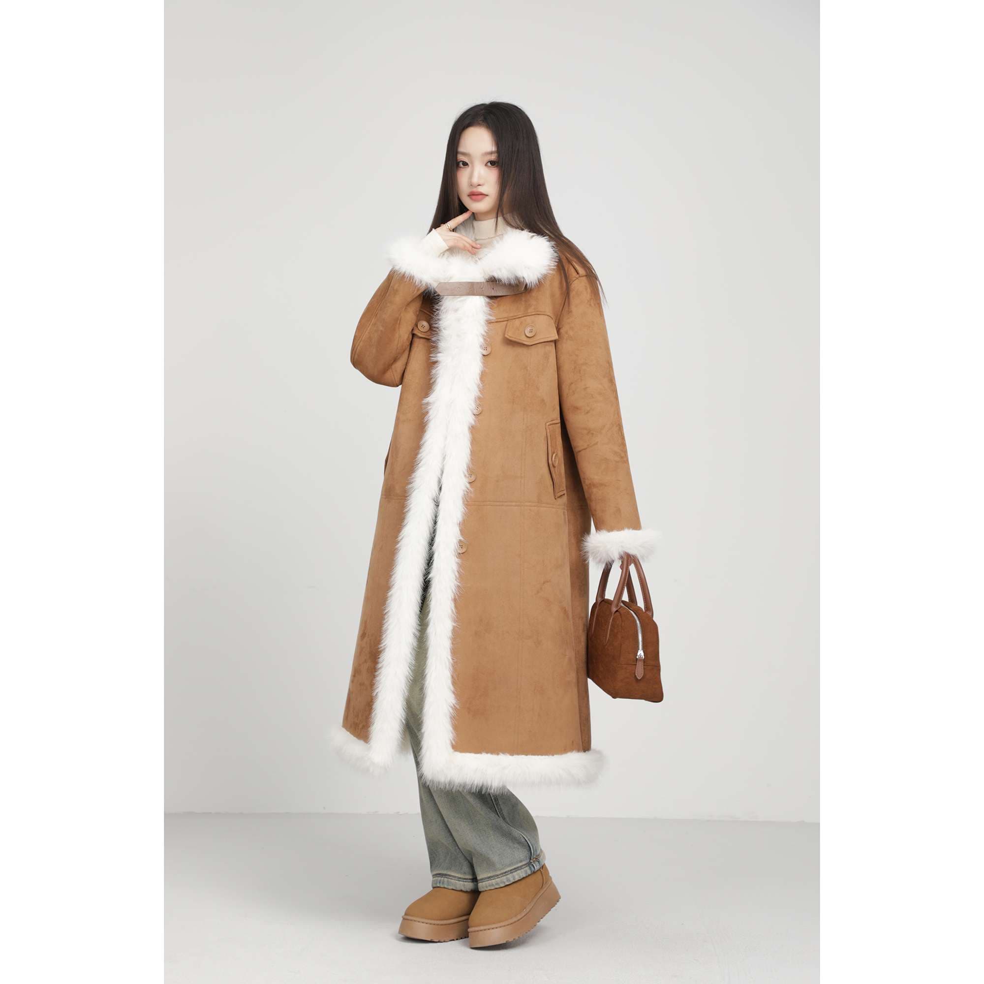 フェイクファートリムロングコート｜デート服
