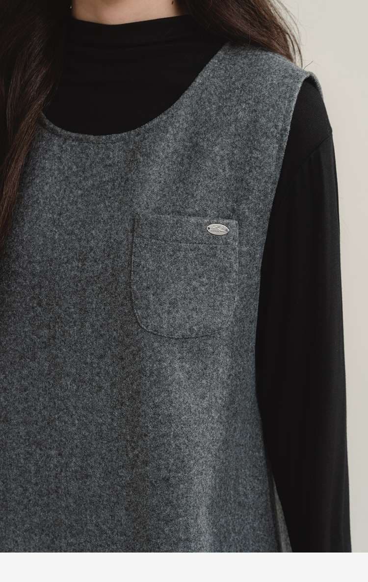 プリーツヘムジャンパースカート＆ブラックトップスセット｜デート服