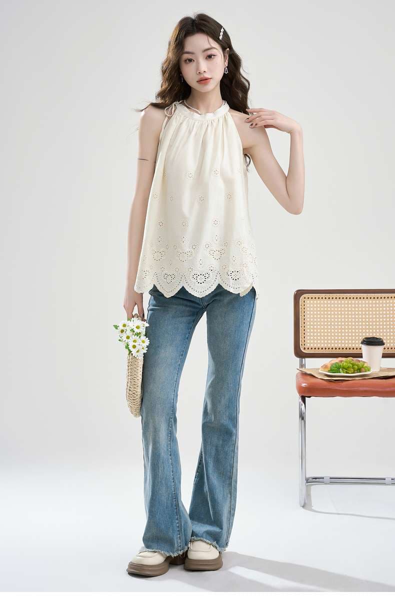 透かし模様入りホルターネックブラウス｜デート服