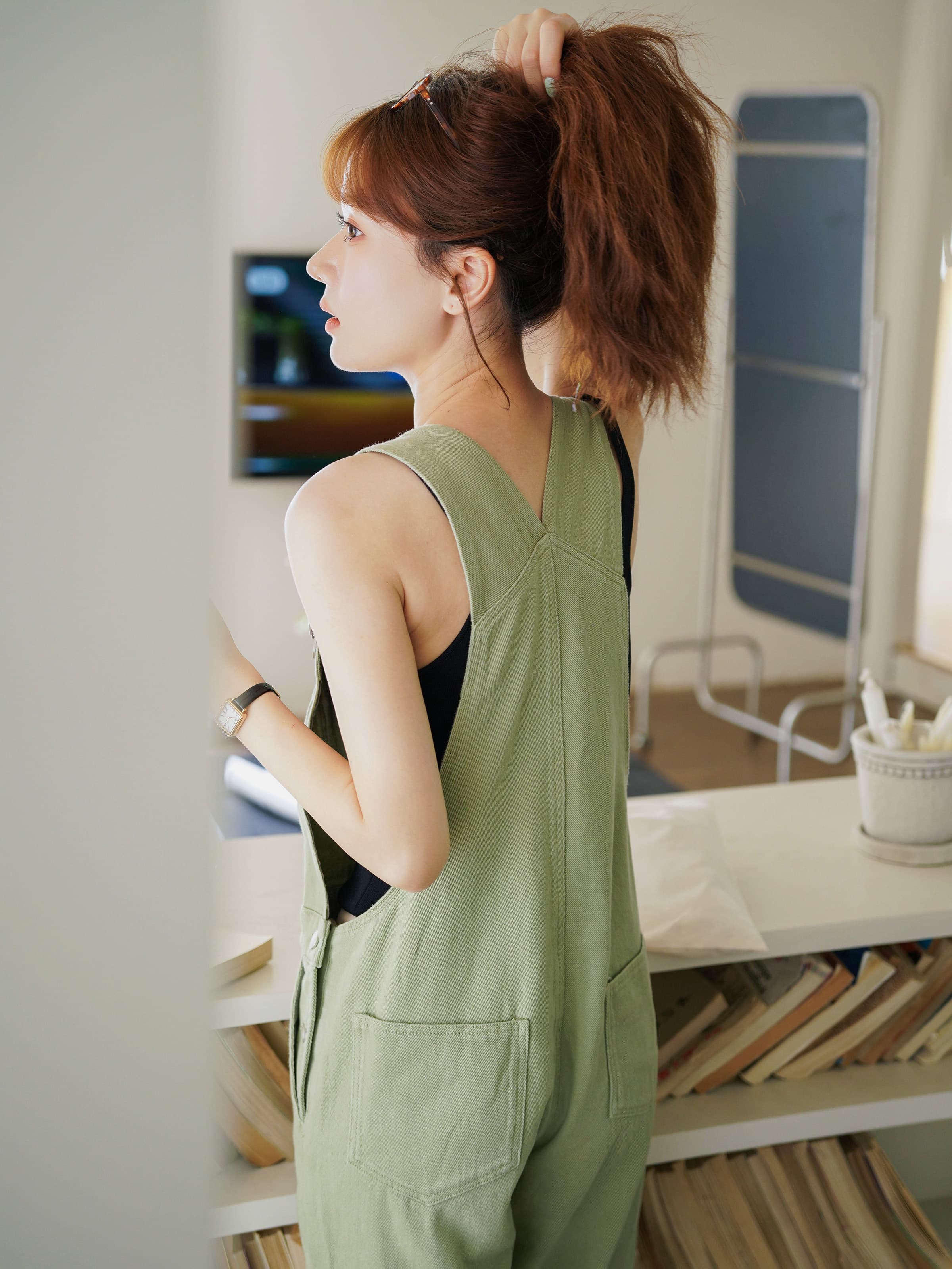 ライトグリーンデニムオーバーオール｜デート服