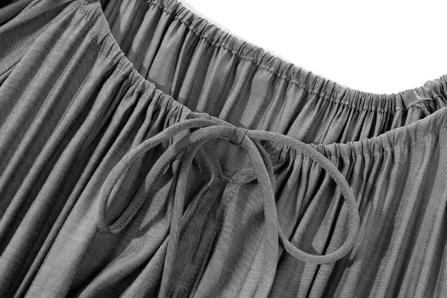 シャーリングパフスリーブワンピース｜デート服