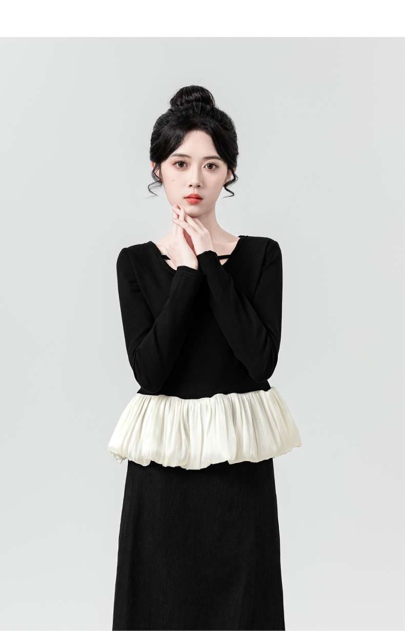 大人のきれいめカジュアルに映える、エレガントフリルトップス｜デート服