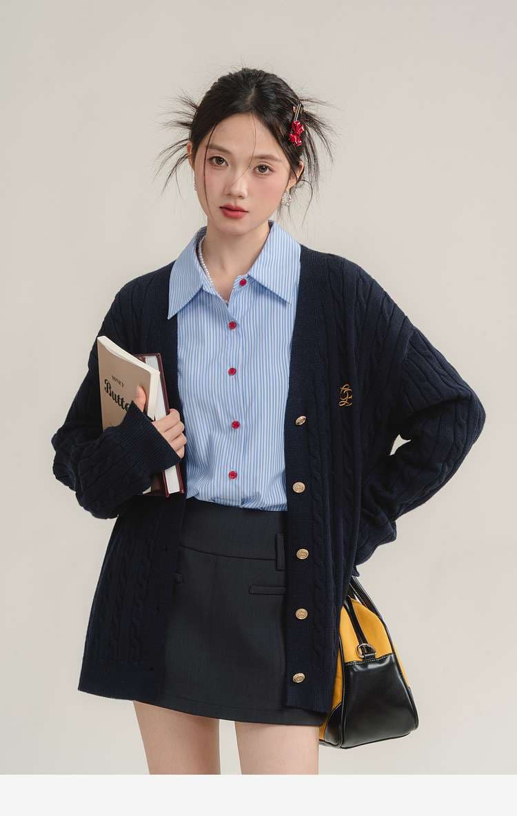 ルーズフィットストライプシャツ｜デート服