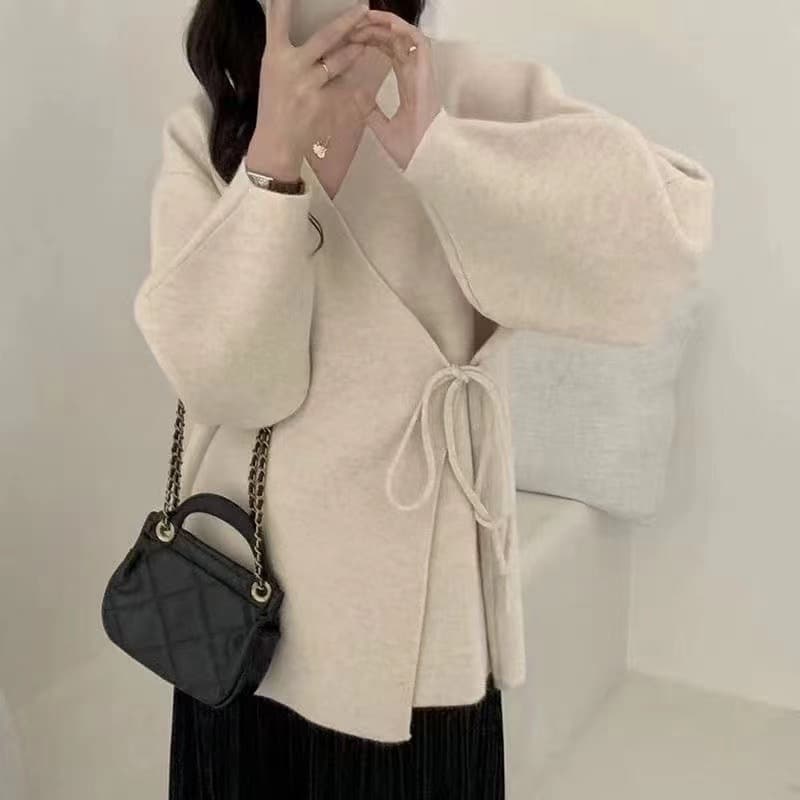 デート服秋のデート 秋冬 ゆったりニットカーディガン ウエストリボン付き