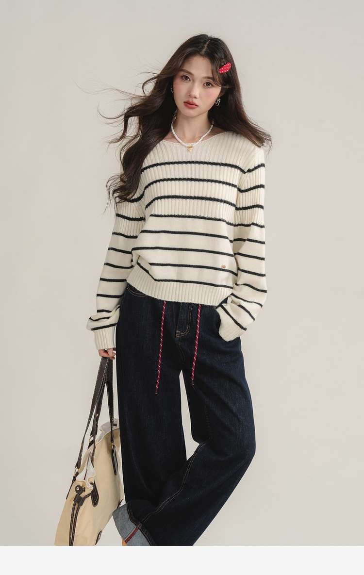 洗練カジュアルが叶う、ボーダーリブニットトップス｜デート服