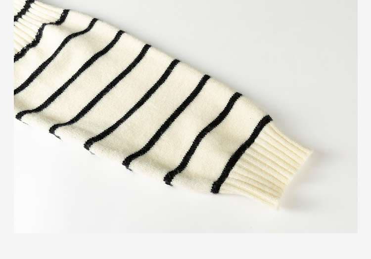 洗練カジュアルが叶う、ボーダーリブニットトップス｜デート服