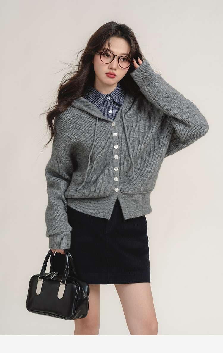 フード付きリブニットカーディガン｜デート服