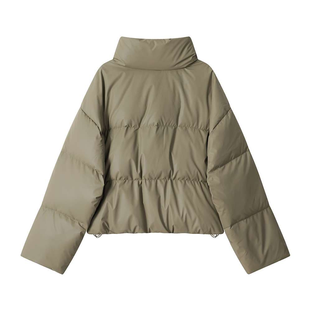 ショート丈ボリューム中綿ジャケット｜デート服