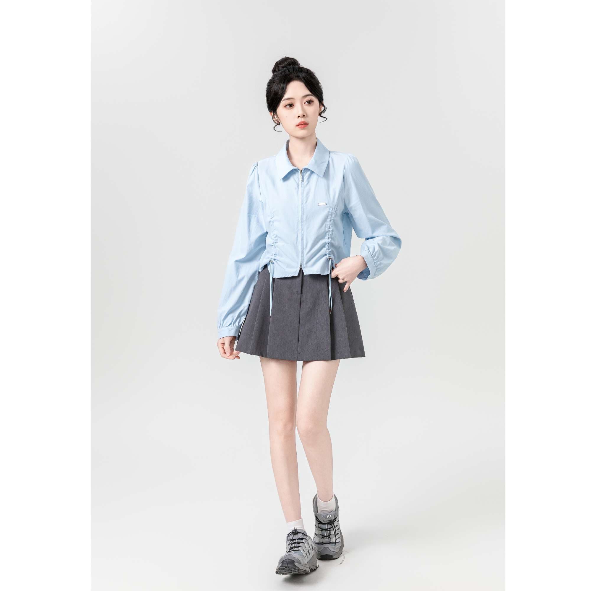 ギャザースリーブジッパーシャツ｜デート服
