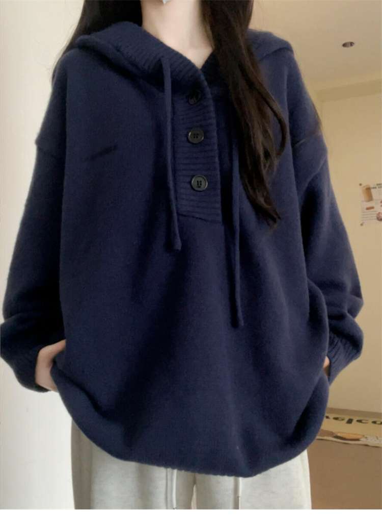 ふわもこパーカー風ニットトップス｜デート服