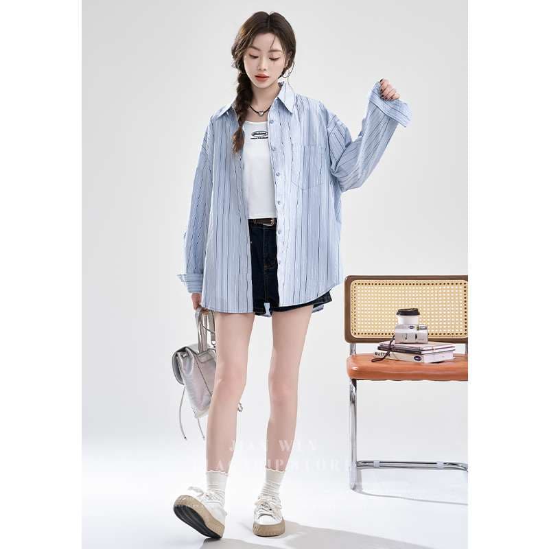 オーバーサイズストライプシャツ｜デート服