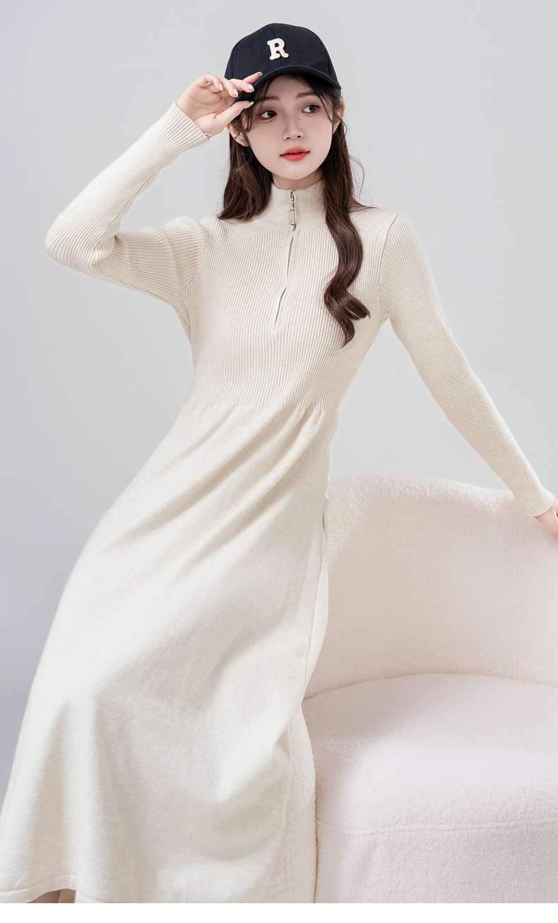 大人の抜け感が香る、リブニットハイネックワンピース｜デート服