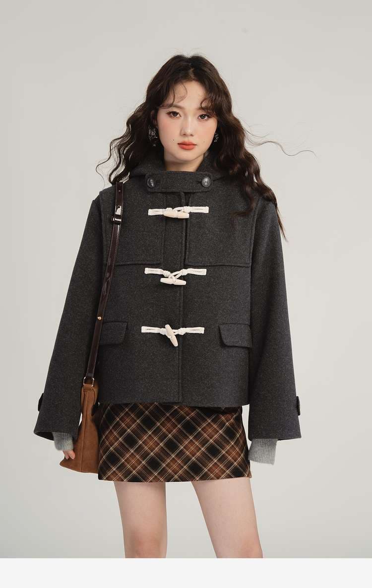 ショートダッフルコート｜デート服