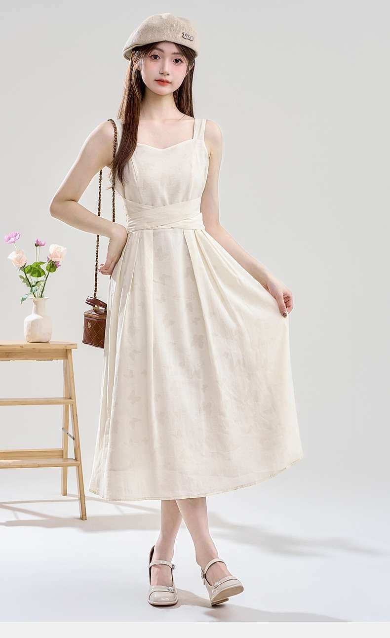 優雅なロングワンピース｜デート服