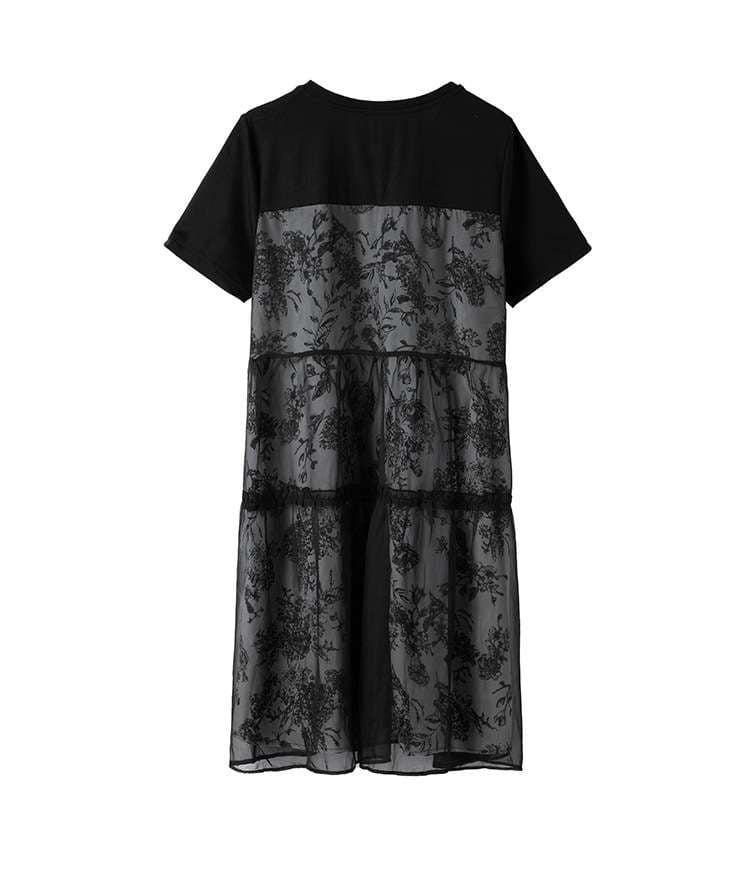 透け感と花柄で魅せる、ドルマンスリーブ重ね着風ワンピース｜デート服