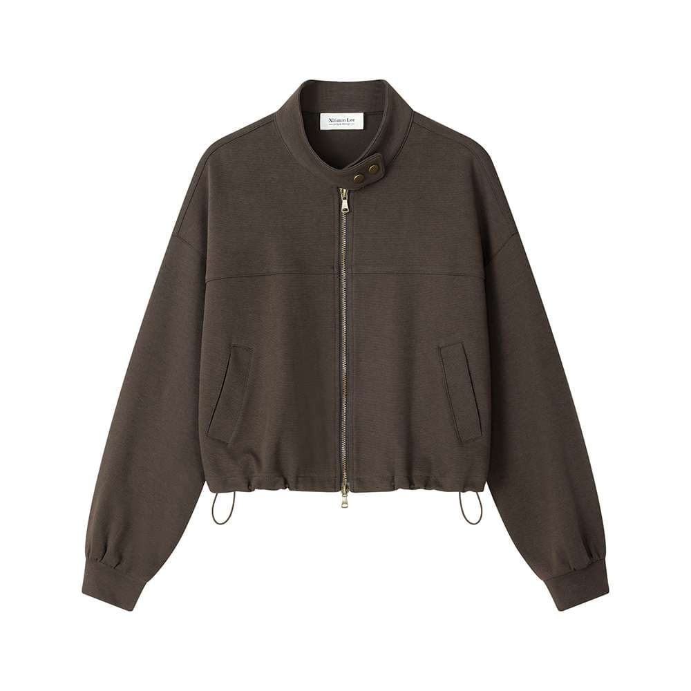 ハイネックジップアップスウェットセットアップ｜デート服