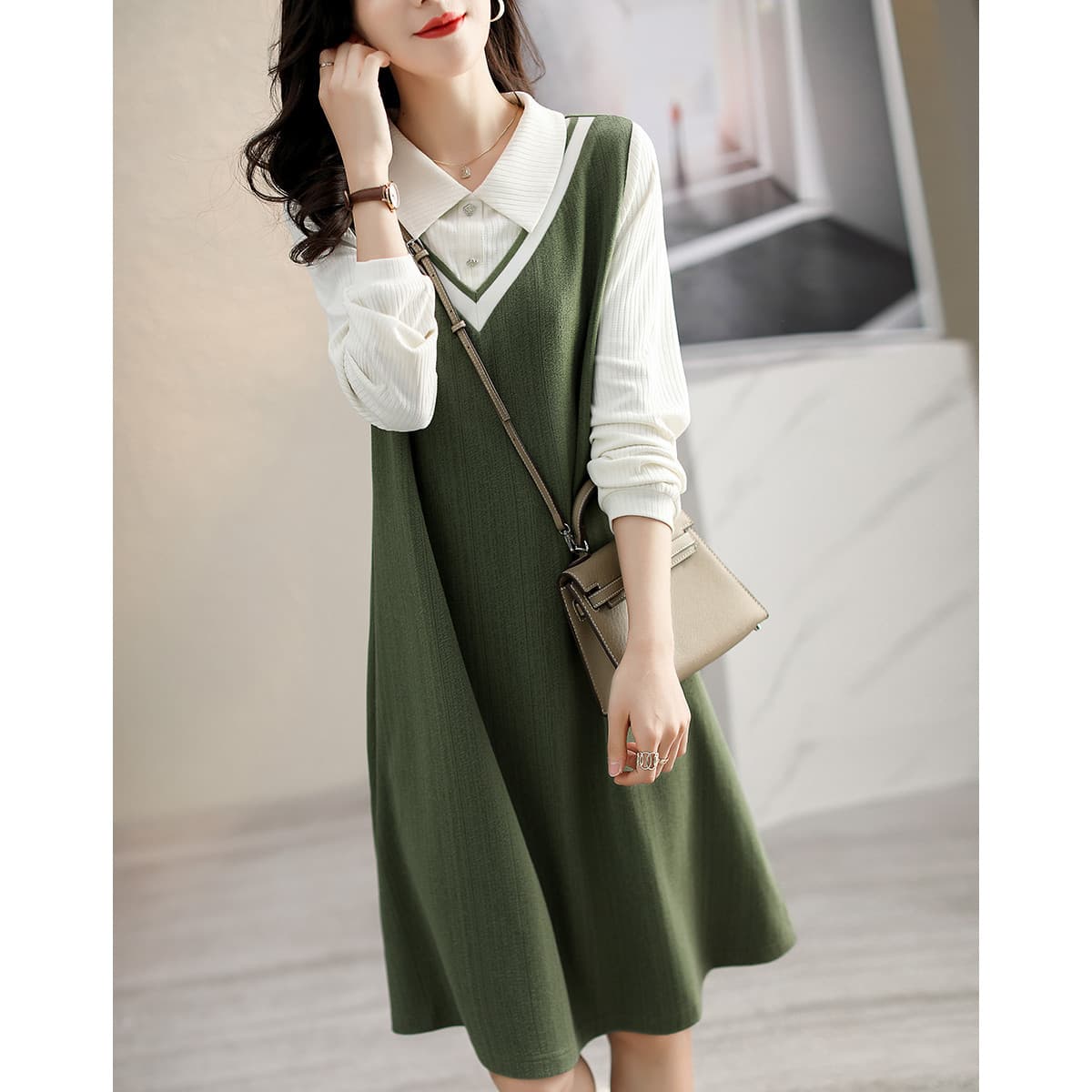 ポロカラーロングシャツ＆Vネックワンピースセット｜デート服