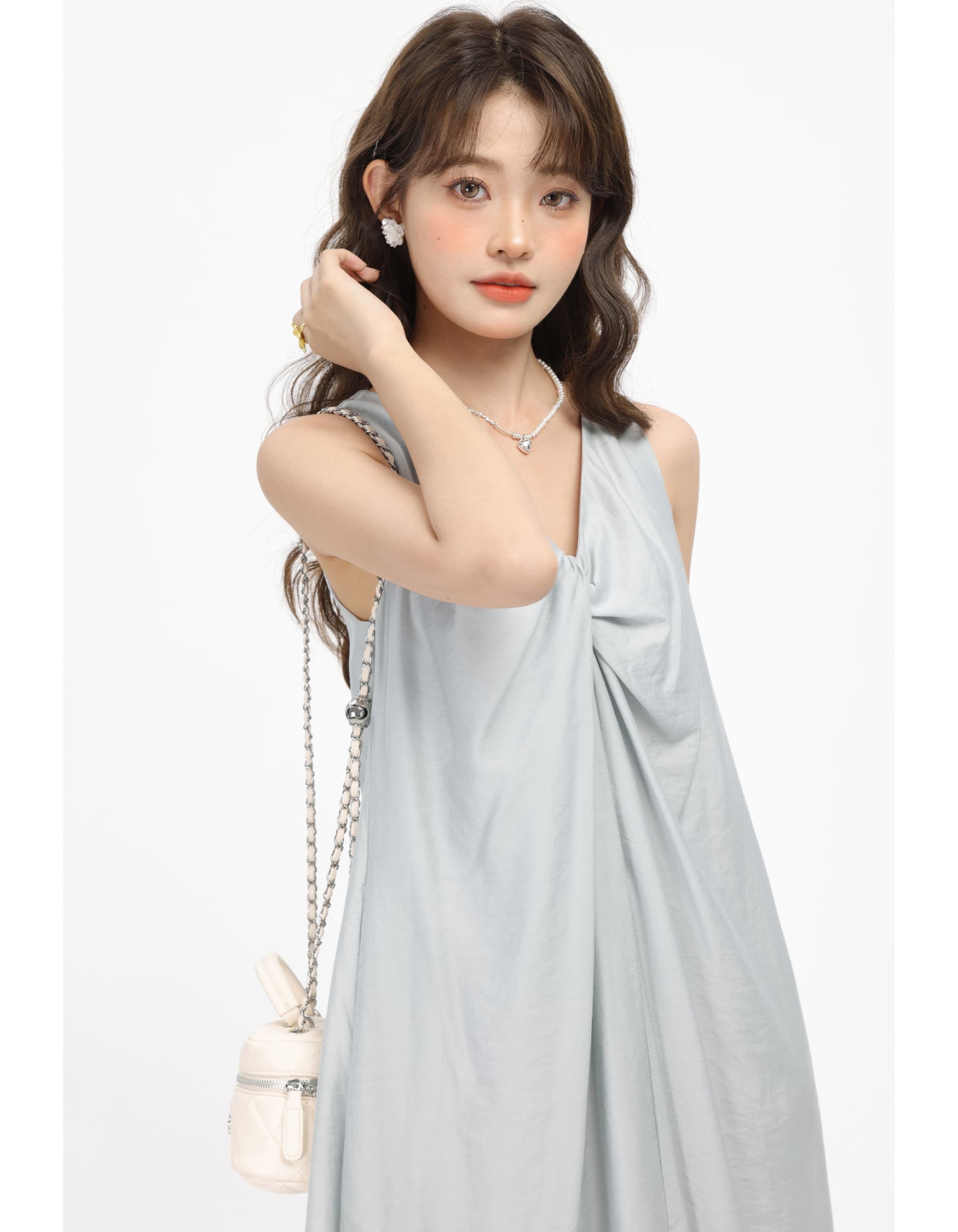 スクエアネックディテールワンピース｜デート服