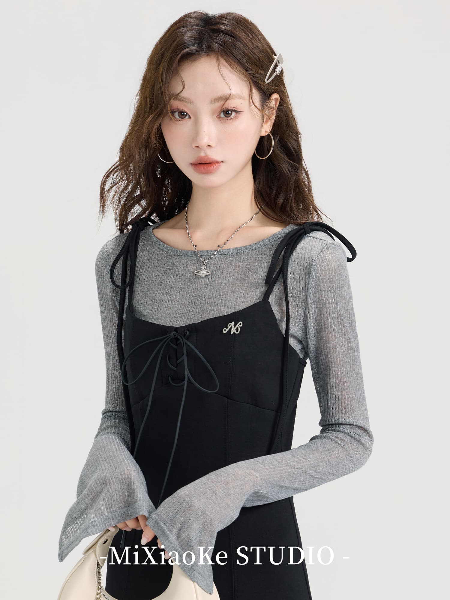 レースアップキャミワンピース＆シアーリブニットトップスセット｜デート服