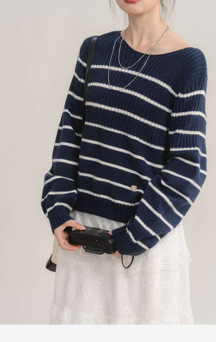 洗練カジュアルが叶う、ボーダーリブニットトップス｜デート服