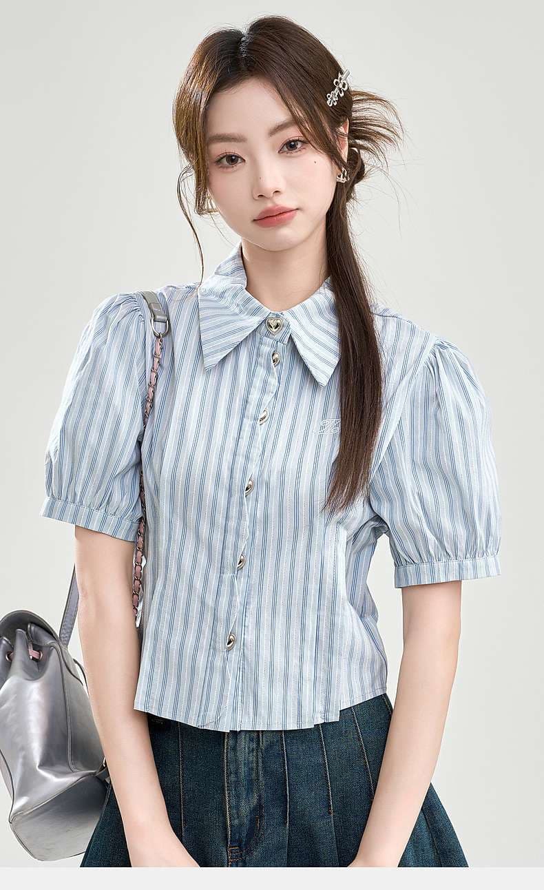 ふんわり袖のストライプシャツ｜デート服
