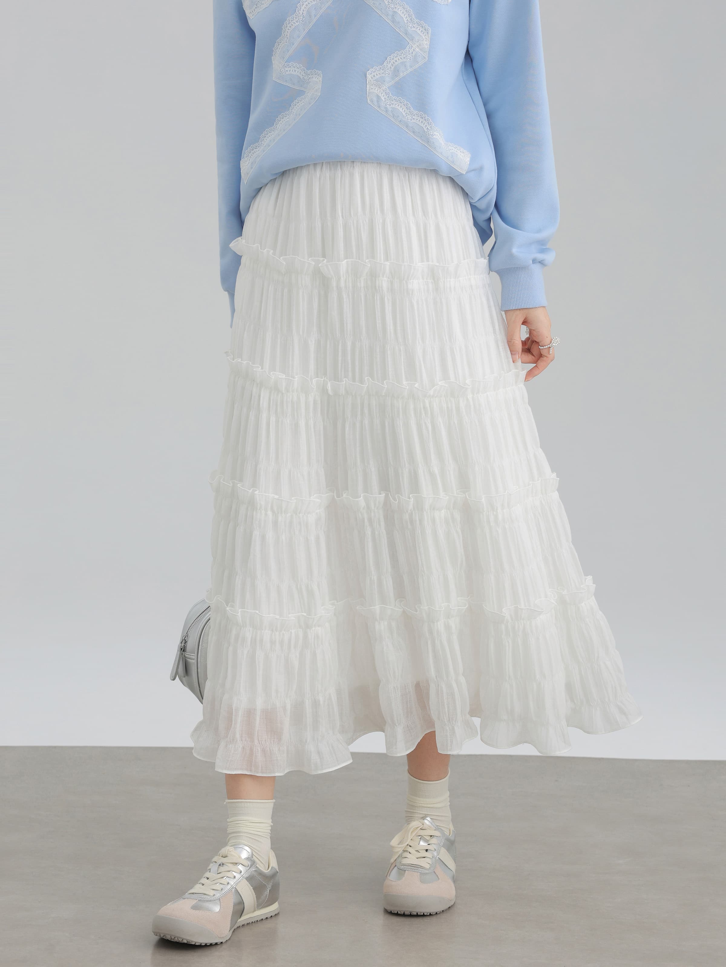 フェミニンティアードスカート｜デート服