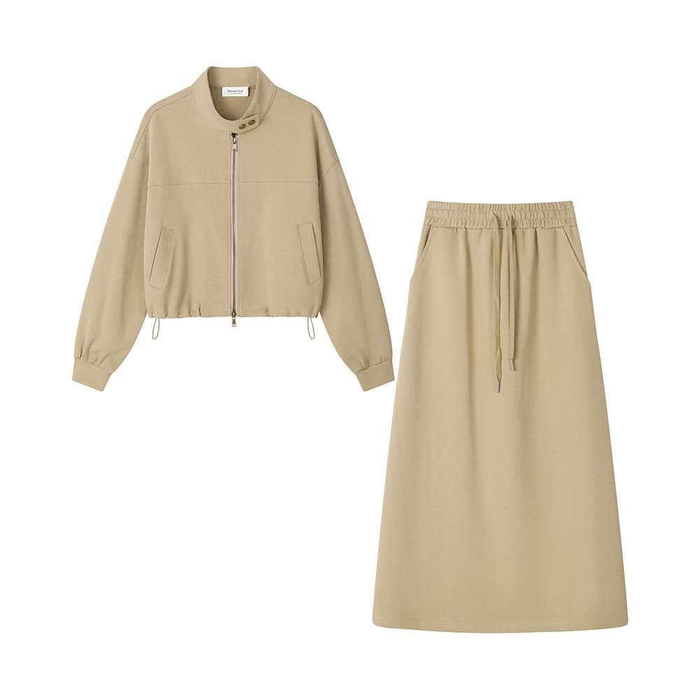 ハイネックジップアップスウェットセットアップ｜デート服