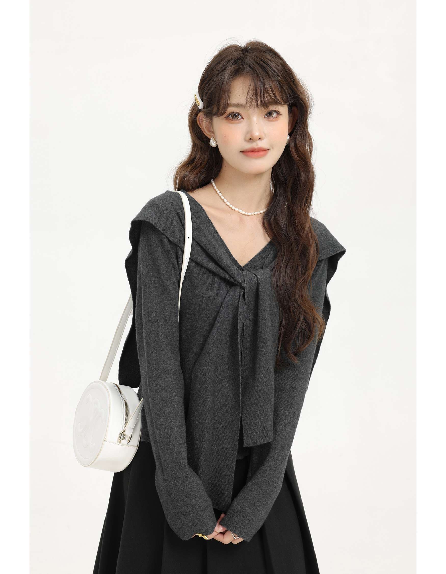 スカーフ風タイ付きニットトップス｜デート服